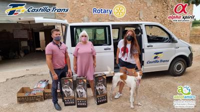 Donación de comida del proyecto Rotary SOS Animals